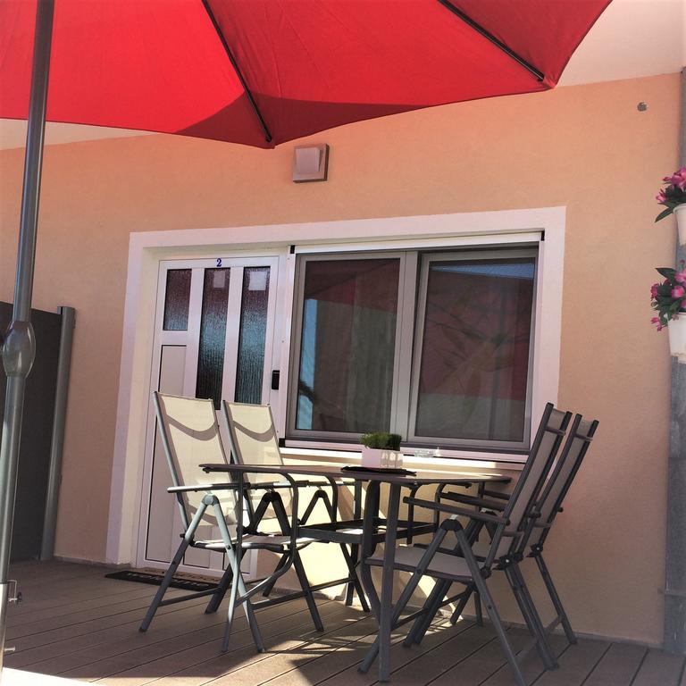 פודסטראנה Apartments Marjan מראה חיצוני תמונה