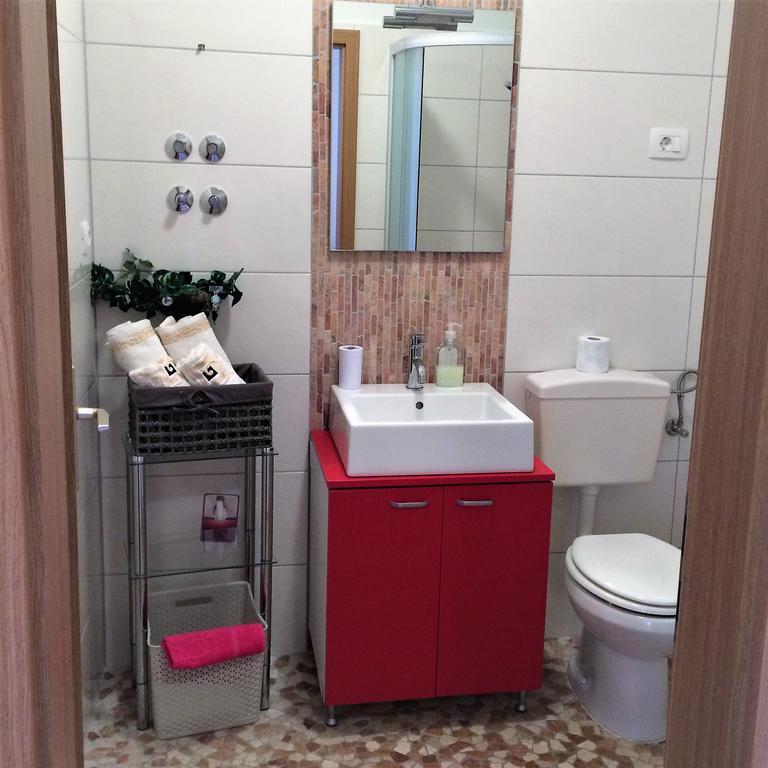 פודסטראנה Apartments Marjan מראה חיצוני תמונה