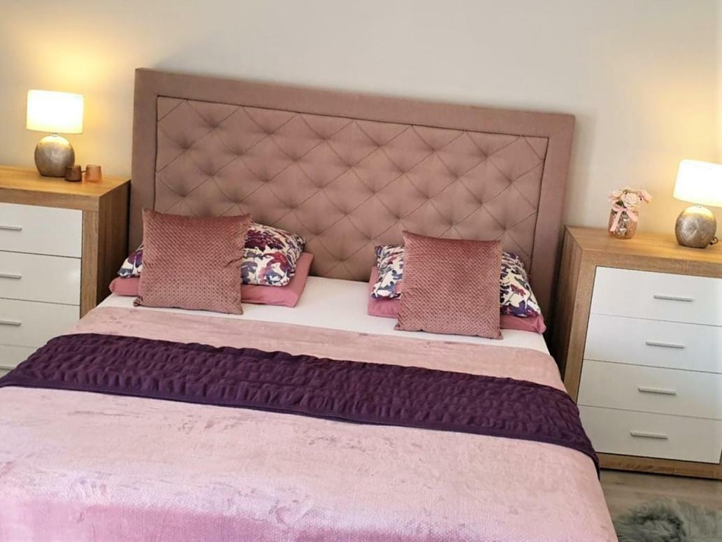פודסטראנה Apartments Marjan מראה חיצוני תמונה